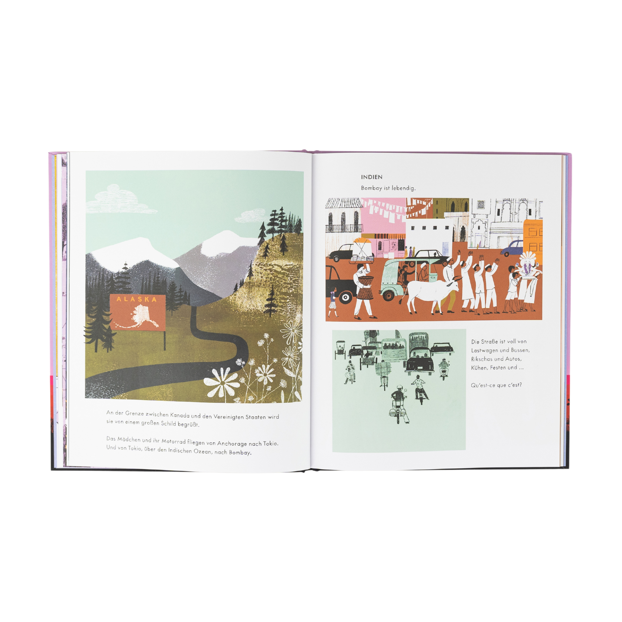 Ein aufgeschlagenes Exemplar von "Das Mädchen auf dem Motorrad" von Amy Novesky zeigt auf der linken Seite die Berge Alaskas und eine Straße, auf der rechten Seite Szenen von Menschen, Stadtleben und möglicherweise Anne-France Dautheville auf ihrem Motorrad in Indien, sowie oben und unten Text.