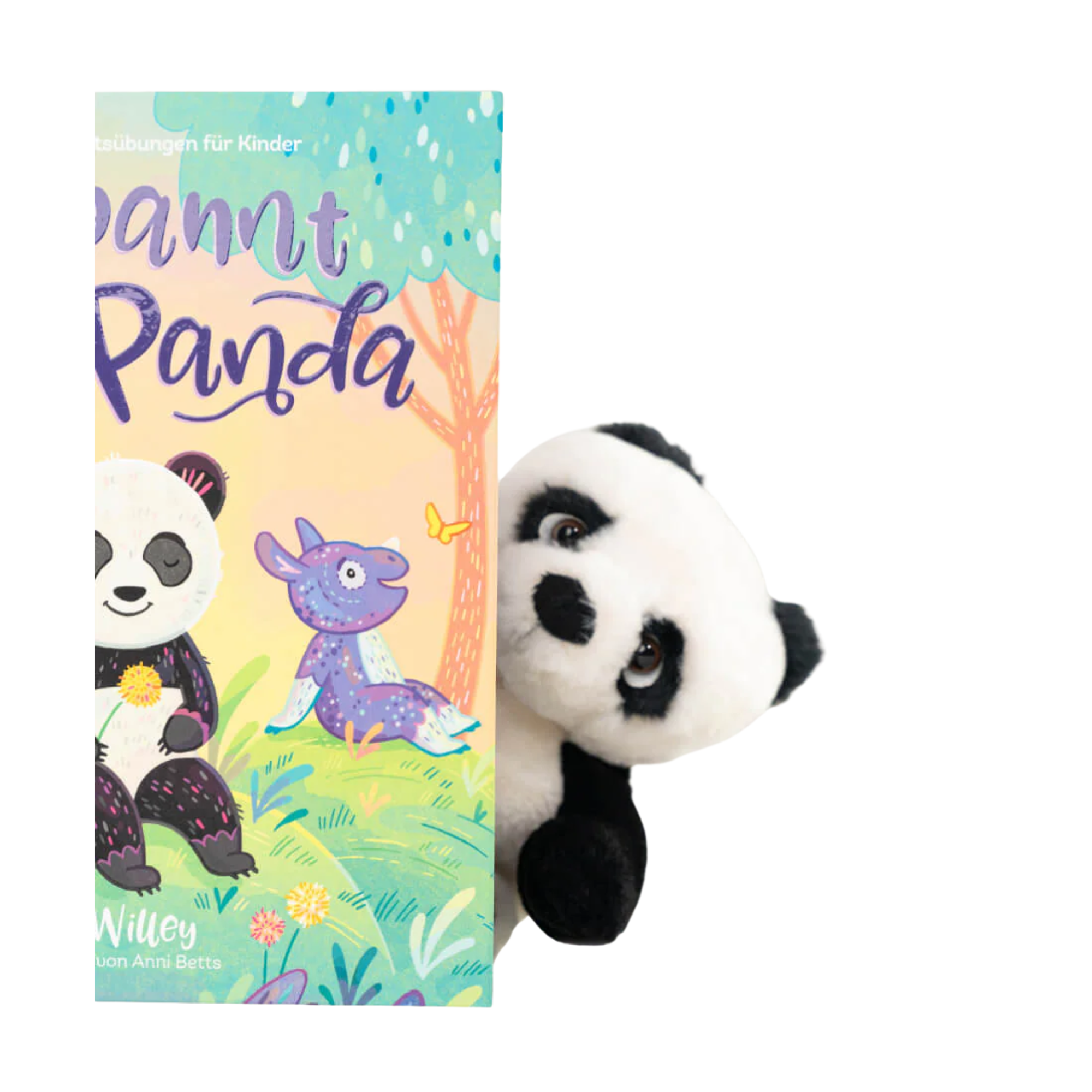 Ein Plüschpanda lugt hinter Kira Willeys "Entspannt wie ein Panda" lugt hervor.